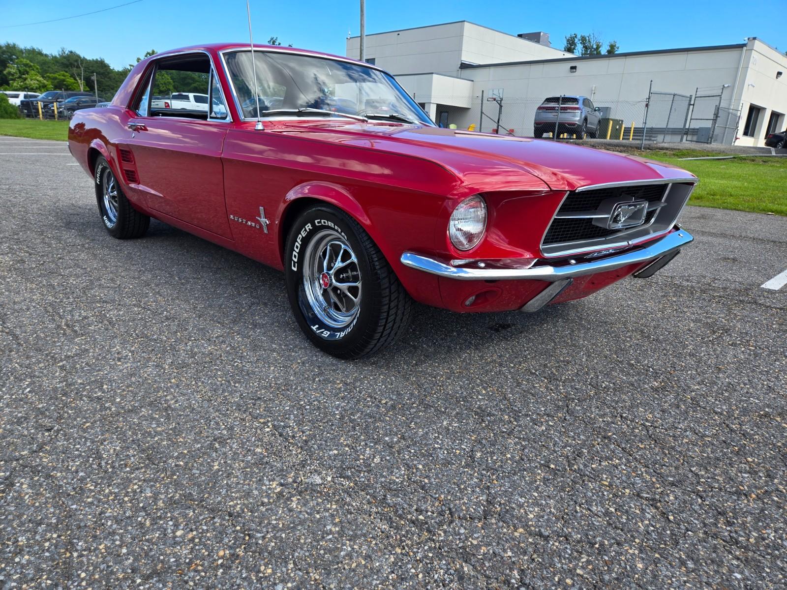 Vehicle Image 04