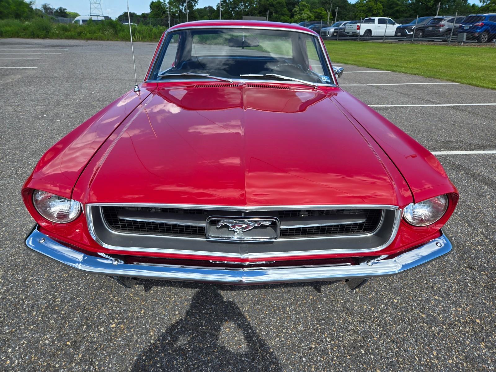 Vehicle Image 08