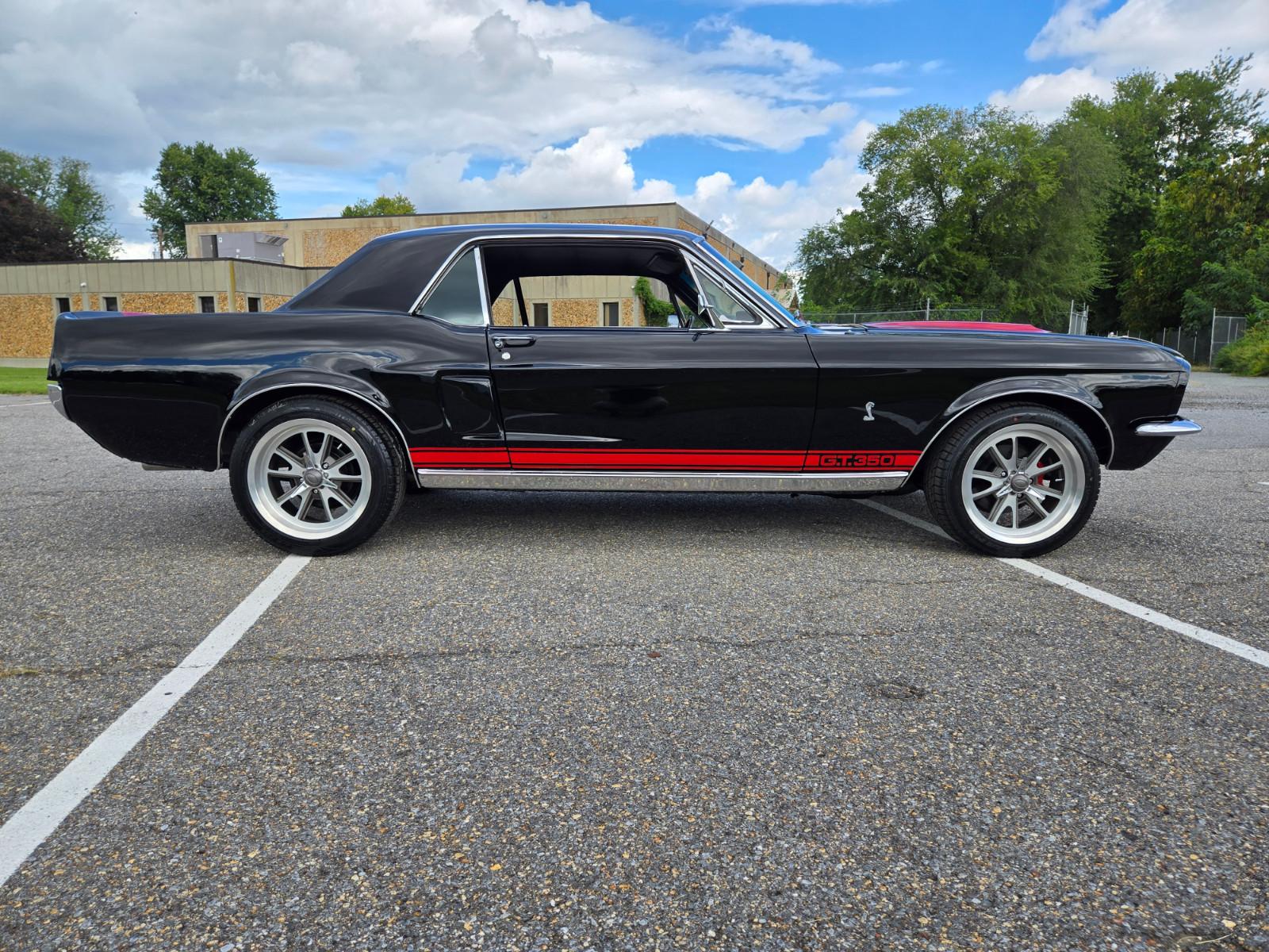 Vehicle Image 01