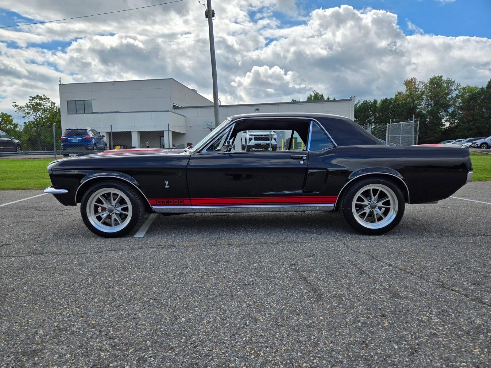 Vehicle Image 02