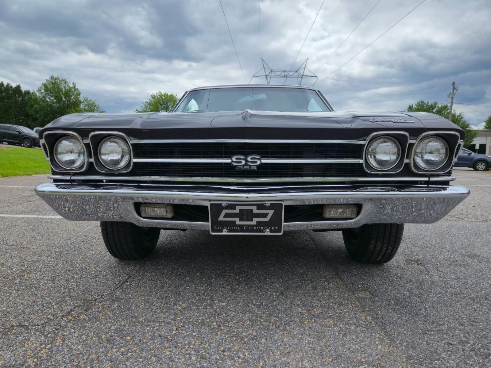 Vehicle Image 07