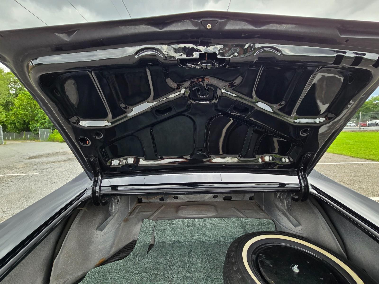 Vehicle Image 37
