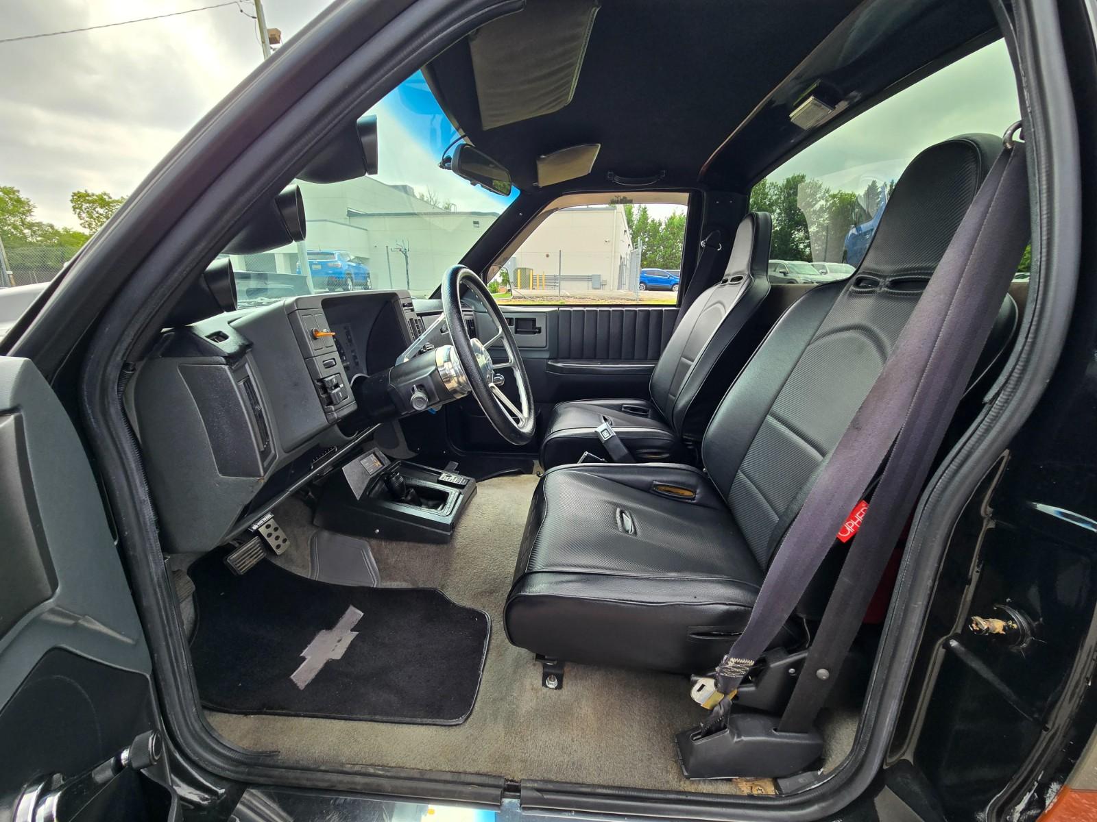 Vehicle Image 19