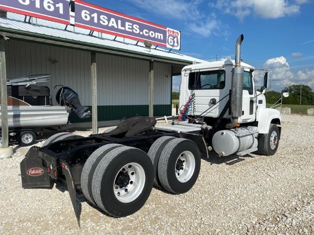 2007 Mack CHN613 DAYCAB for sale in Troy MO from 61 Sales