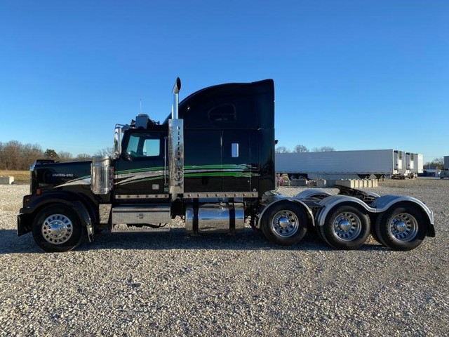 2002 Western Star 4964 Heavy at 61 Sales in Troy MO