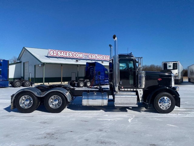 2016 Peterbilt 389 DAY CAB at 61 Sales in Troy MO