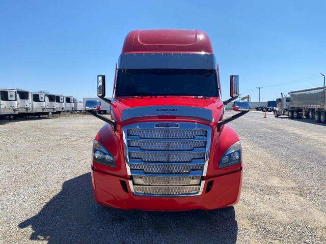 2021 Freightliner CASCADIA SLEEPER at 61 Sales in Troy MO