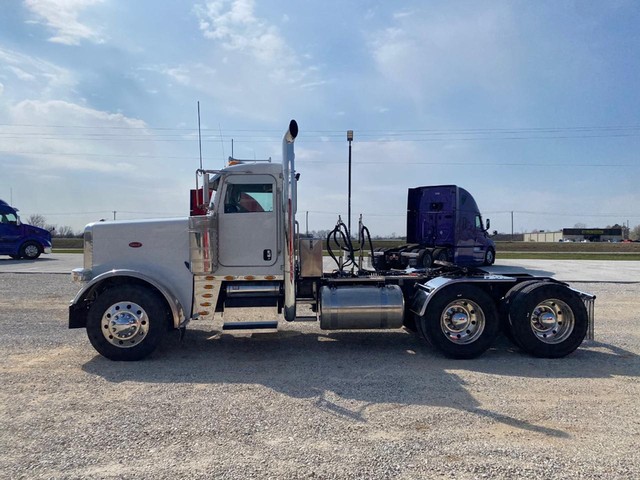 2012 Peterbilt 388 DAY CAB at 61 Sales in Troy MO
