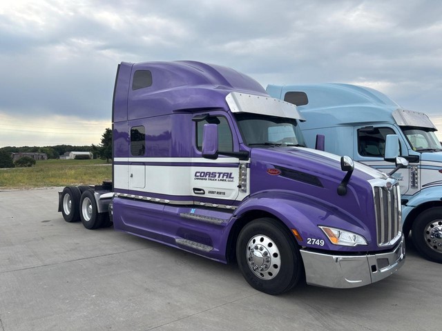 2022 Peterbilt 579 ULTRA SLEEPER at 61 Sales in Troy MO