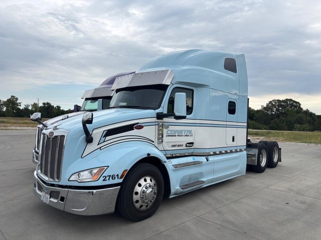 2022 Peterbilt 579 ULTRA SLEEPER at 61 Sales in Troy MO