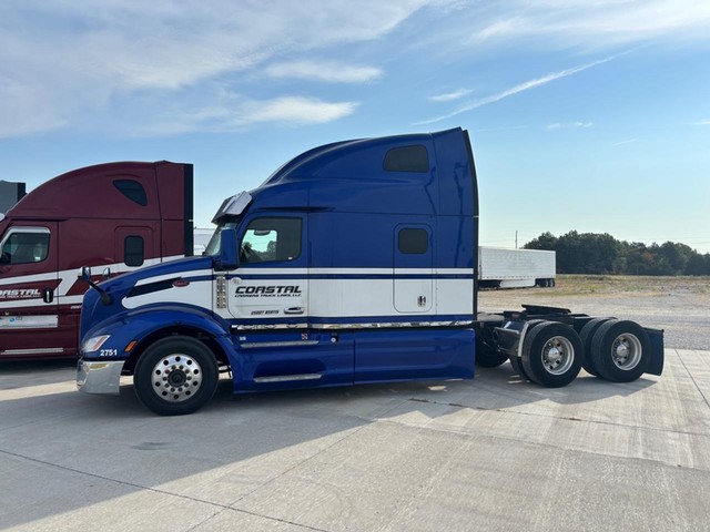 2022 Peterbilt 579 ULTRA SLEEPER at 61 Sales in Troy MO