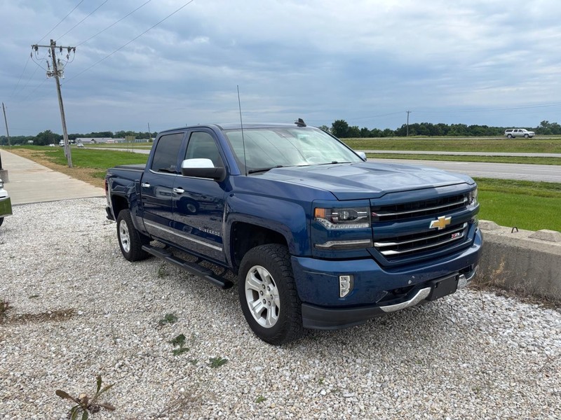 Chevrolet Silverado 1500 Vehicle Full-screen Gallery Image 03