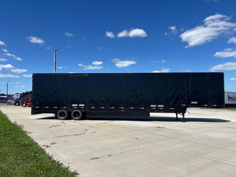 Kentucky 53 HAULER Vehicle Full-screen Gallery Image 02