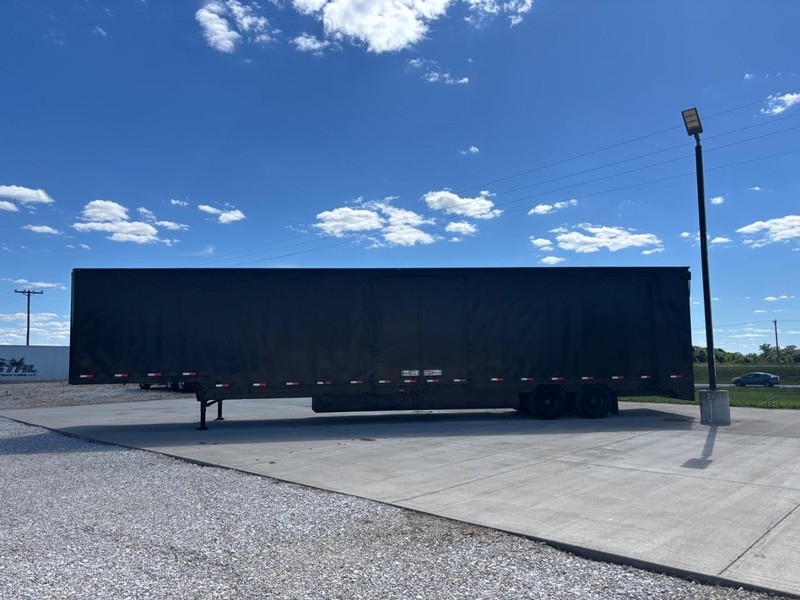 Kentucky 53 HAULER Vehicle Full-screen Gallery Image 04