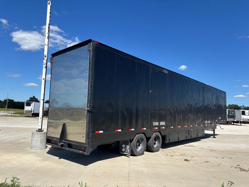Kentucky 53 HAULER Vehicle Full-screen Gallery Image 07