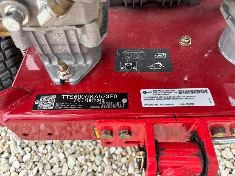 Exmark TTS60052 Vehicle Full-screen Gallery Image 12