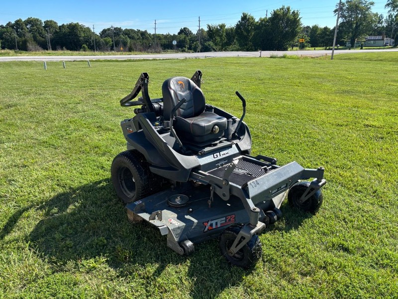Spartan RT HD 72 Vehicle Full-screen Gallery Image 04