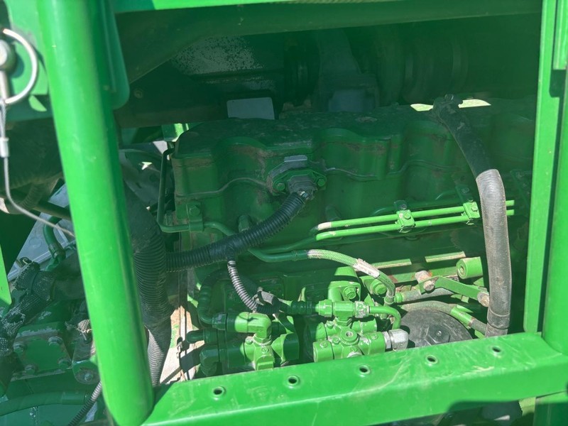 John Deere 9660STS Vehicle Full-screen Gallery Image 30