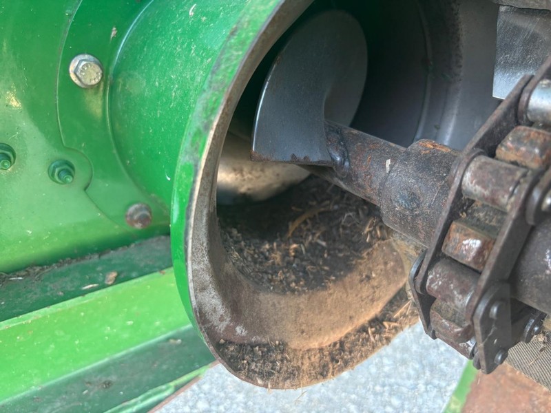 John Deere 9660STS Vehicle Full-screen Gallery Image 31