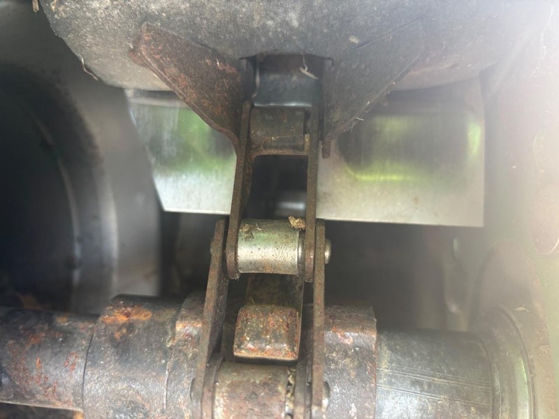 John Deere 9660STS Vehicle Full-screen Gallery Image 32