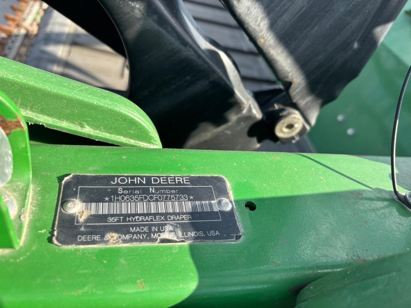 John Deere 635FD Vehicle Full-screen Gallery Image 08
