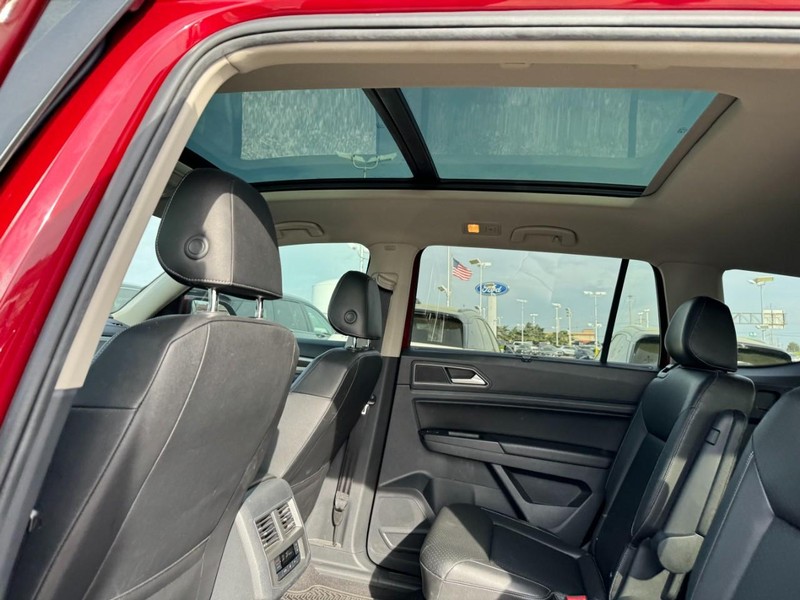 2019 Volkswagen Atlas 3.6L V6 SEL photo