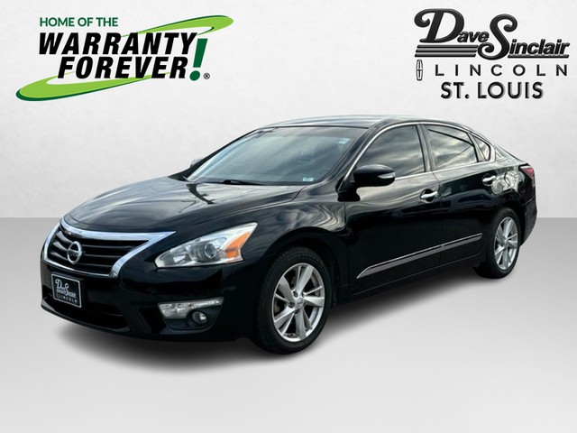 2014 Nissan Altima 2.5 SL at Dave Sinclair Lincoln St. Louis in Ballwin MO