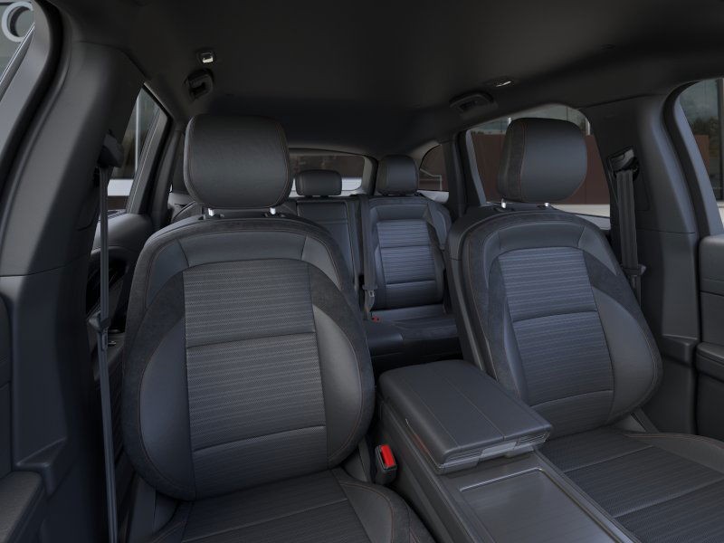 Lincoln Nautilus Vehicle Full-screen Gallery Image 11