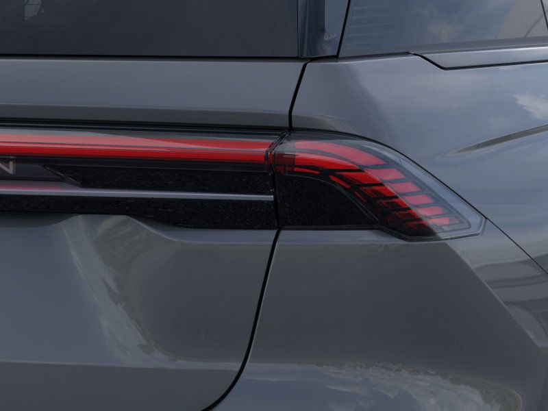 Lincoln Nautilus Vehicle Full-screen Gallery Image 22