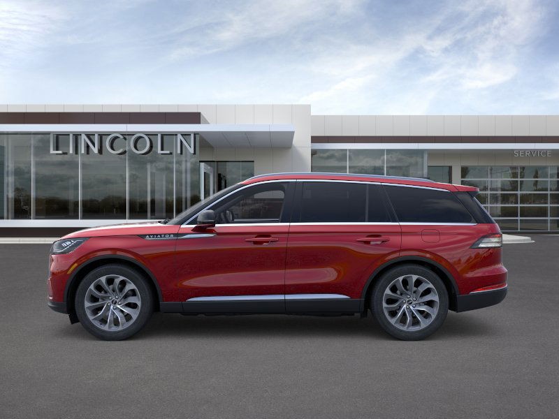 Lincoln Aviator Vehicle Full-screen Gallery Image 03