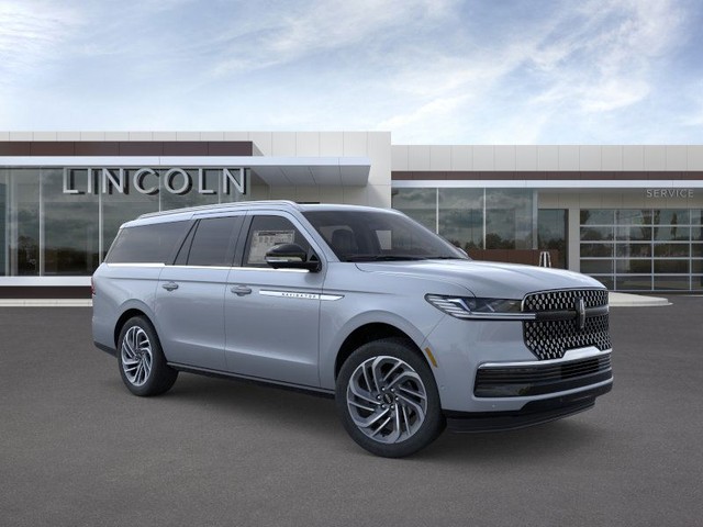 2025 Lincoln Navigator Reserve L - Photo 7