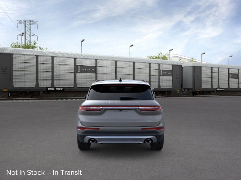 Lincoln Corsair Vehicle Full-screen Gallery Image 05