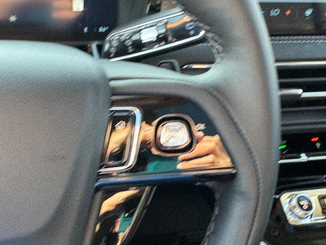 2025 Lincoln Corsair Grand Touring - Photo 23