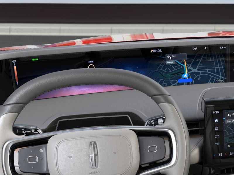 Lincoln Nautilus Vehicle Full-screen Gallery Image 14