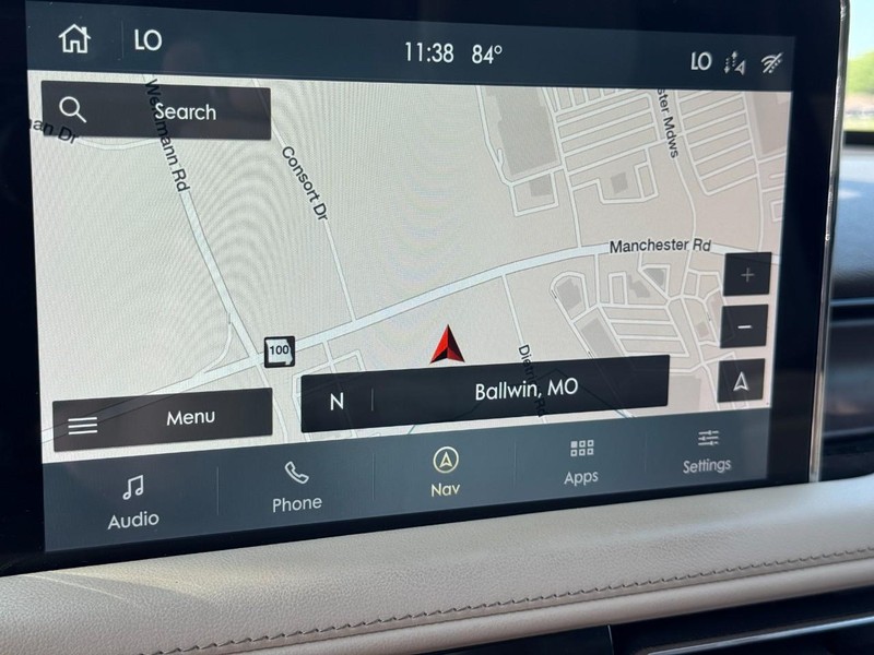 Lincoln Aviator Vehicle Full-screen Gallery Image 21