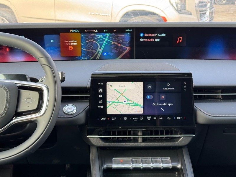 Lincoln Nautilus Vehicle Full-screen Gallery Image 15