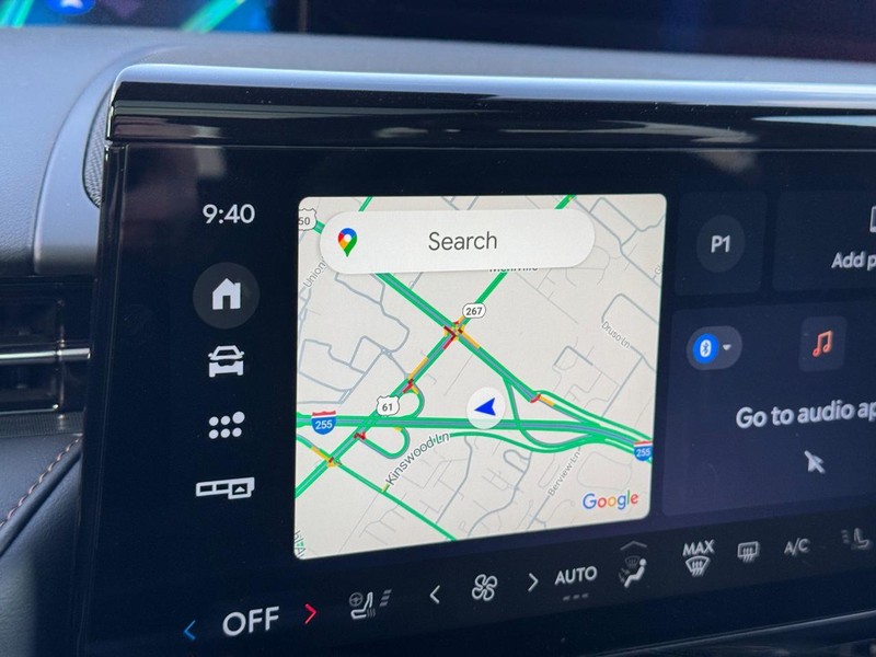 Lincoln Nautilus Vehicle Full-screen Gallery Image 23