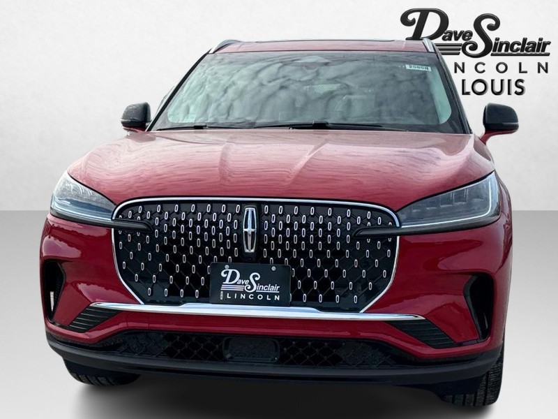 Lincoln Aviator Vehicle Full-screen Gallery Image 02