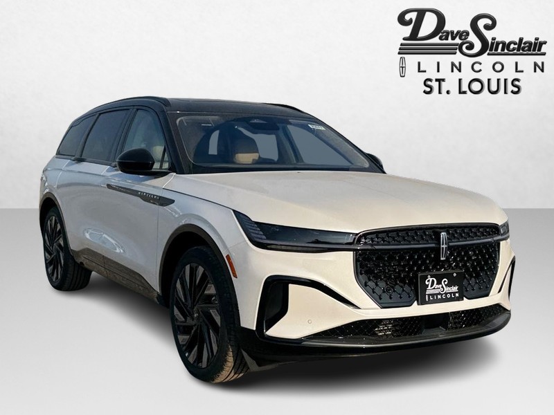 Lincoln Nautilus Vehicle Full-screen Gallery Image 03