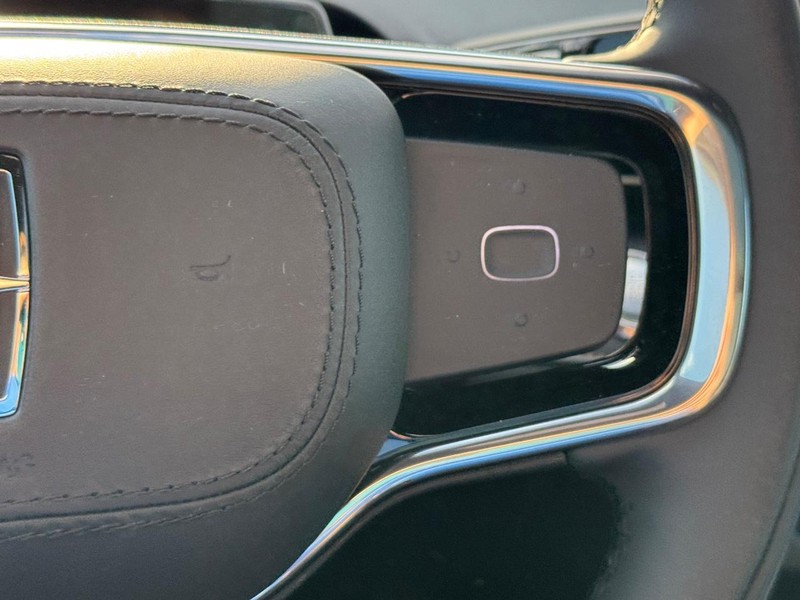 Lincoln Nautilus Vehicle Full-screen Gallery Image 22