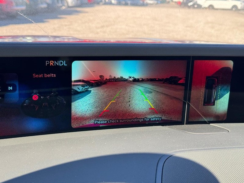 Lincoln Nautilus Vehicle Full-screen Gallery Image 25