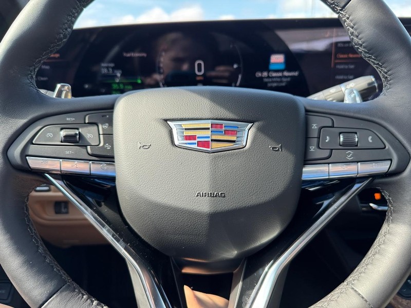 Cadillac CT5 Vehicle Full-screen Gallery Image 18