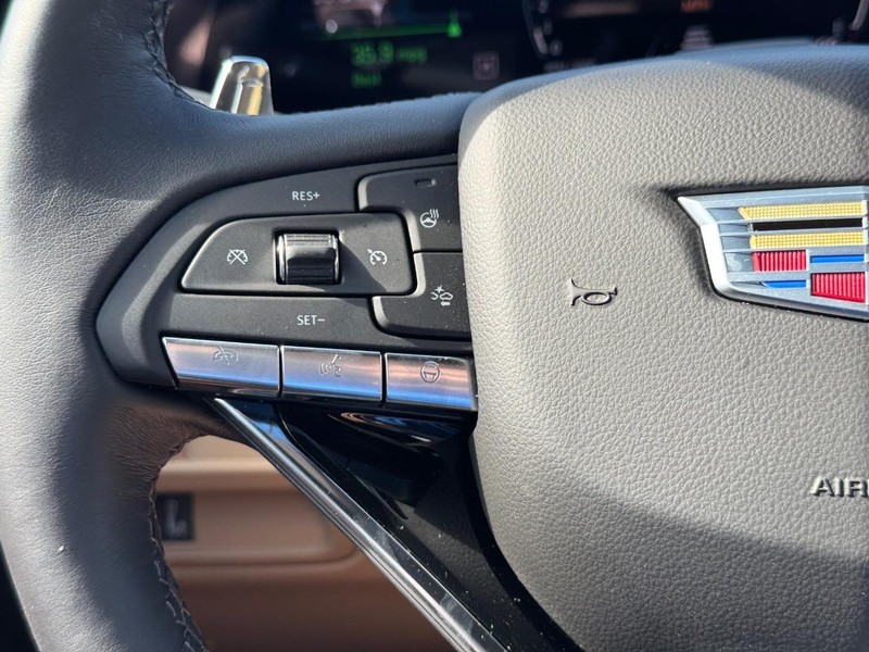 Cadillac CT5 Vehicle Full-screen Gallery Image 19