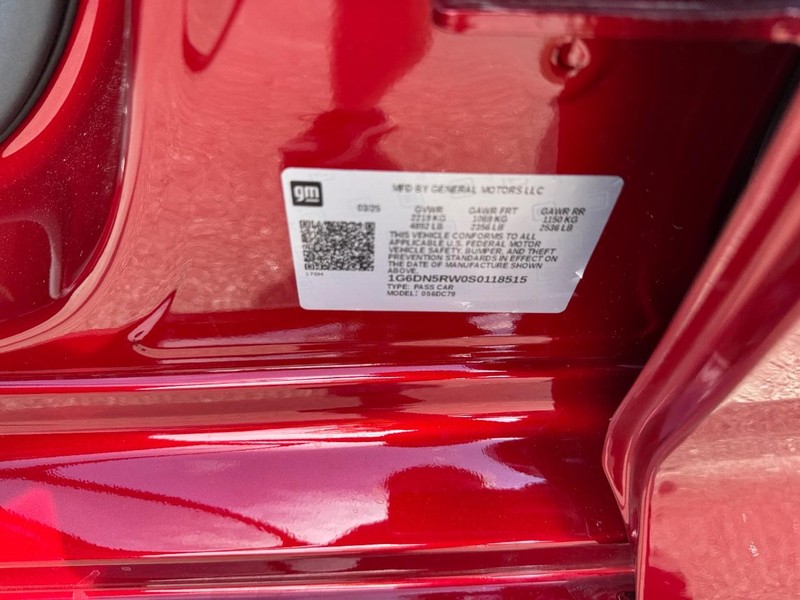 Cadillac CT5 Vehicle Full-screen Gallery Image 24