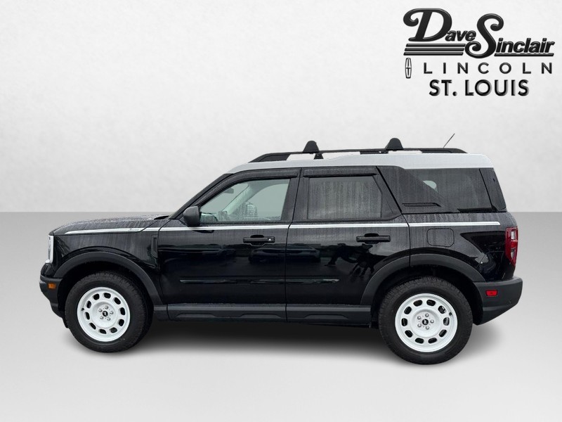 Ford Bronco Sport Vehicle Full-screen Gallery Image 09