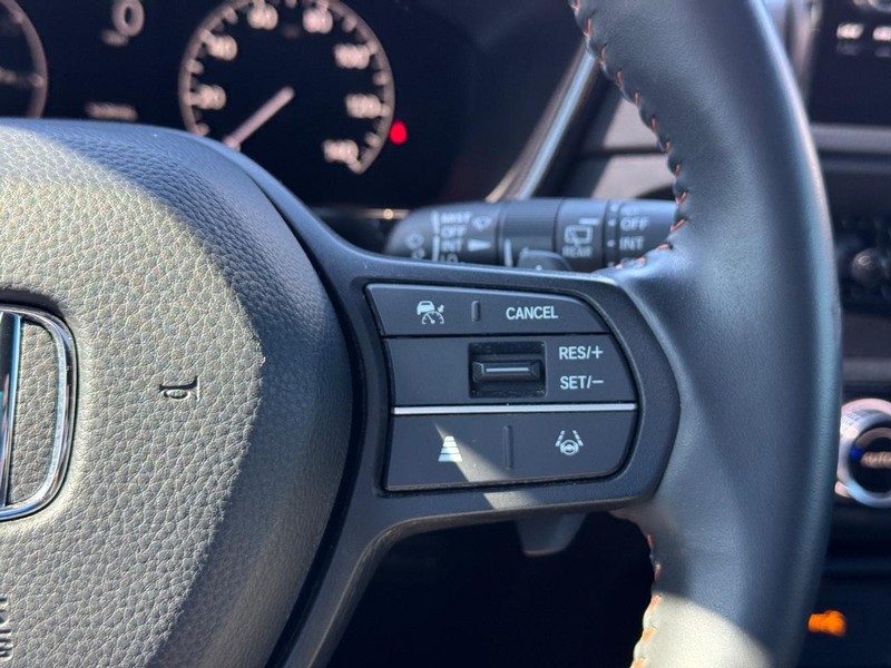 Honda CR-V Hybrid Vehicle Full-screen Gallery Image 21