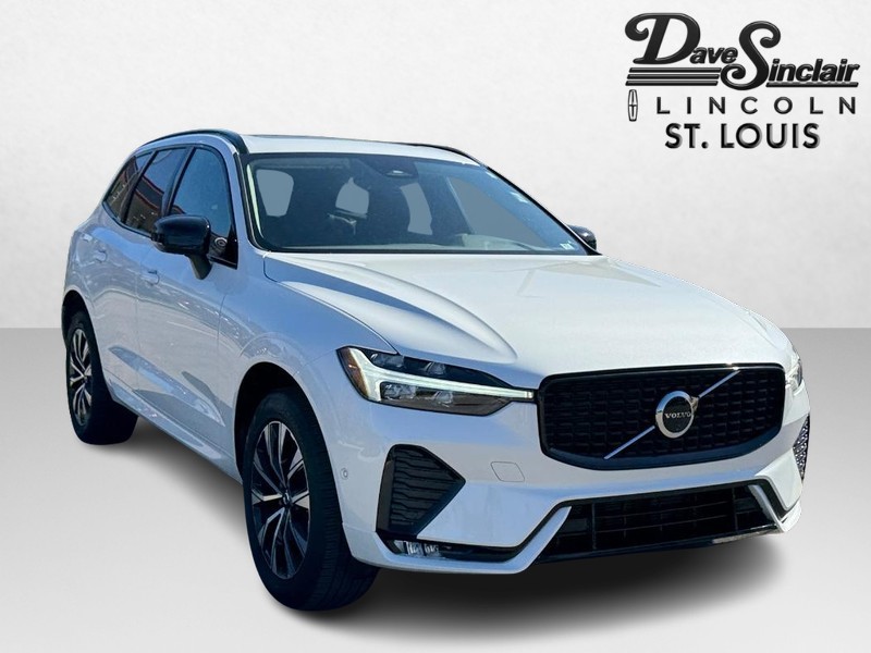 Volvo XC60 Vehicle Full-screen Gallery Image 03