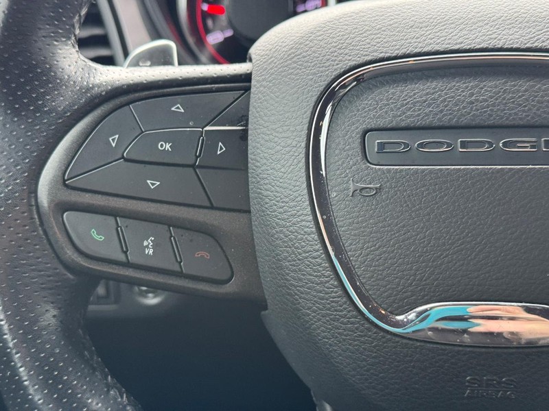 Dodge Challenger Vehicle Full-screen Gallery Image 18