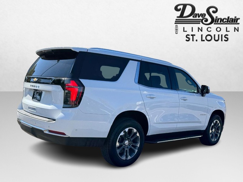 Chevrolet Tahoe Vehicle Full-screen Gallery Image 05