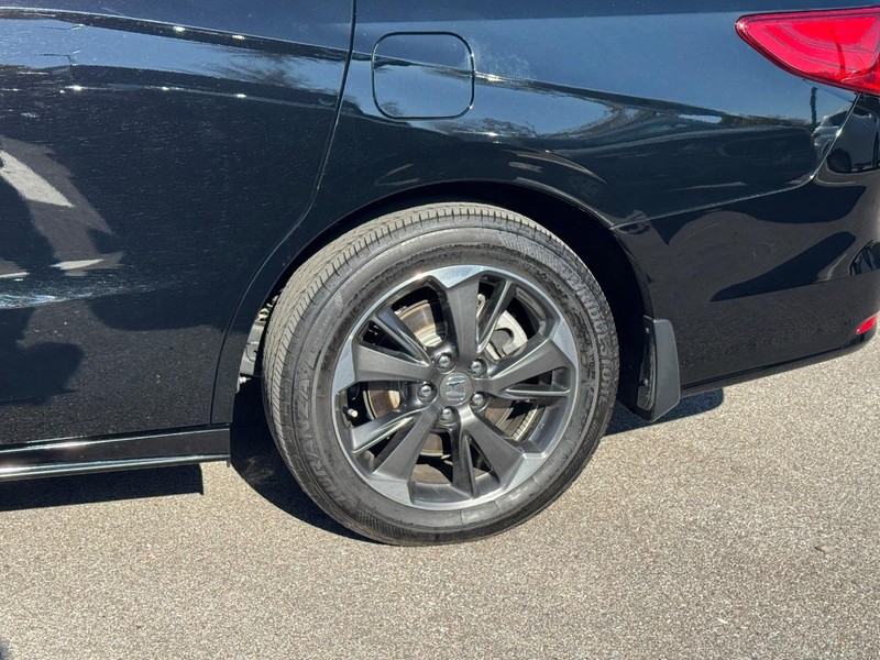 Honda Odyssey Vehicle Full-screen Gallery Image 10